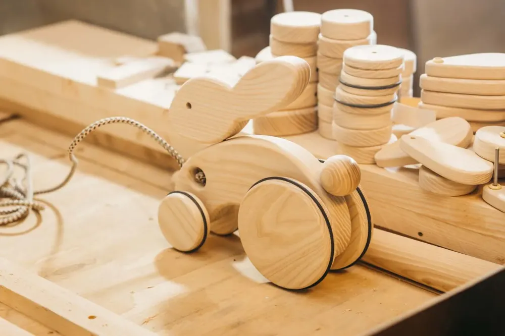 Fournisseur jouets bois pour distributeur près de Champagnole