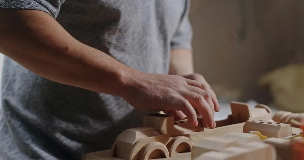 Distributeur objets bois professionnel près de Champagnole